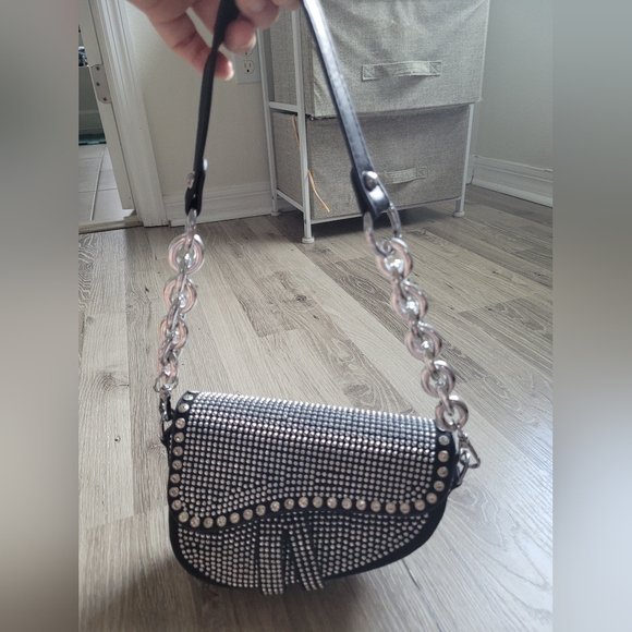 LIKE NEW EMBELLISHED MINI SADDLE BAG - Picture 4 of 4